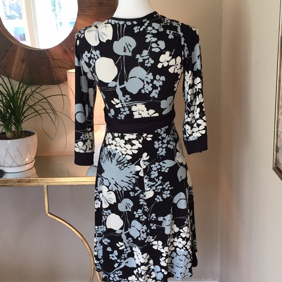 Topshop wraparound navy blue dress, size 6 - Picture 3 of 5